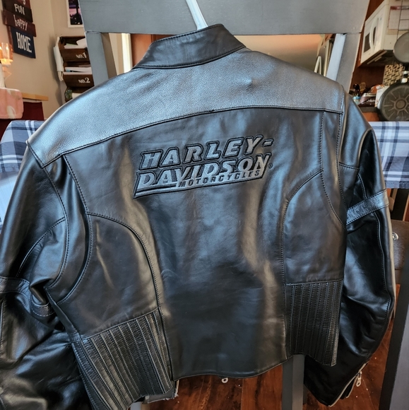 Harley davidson jacket - Picture 2 of 3